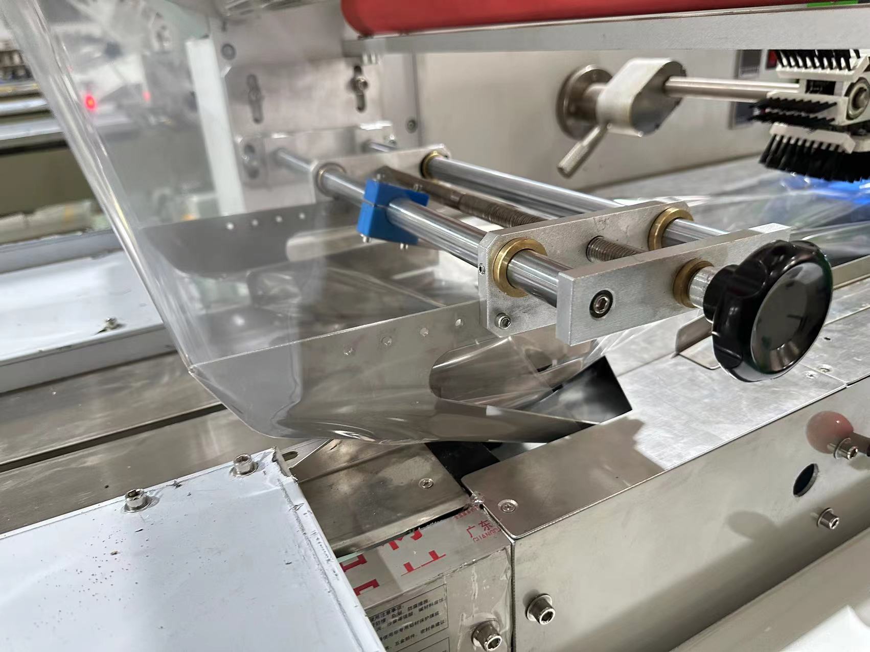 Horizontal Automatic Flow Pack Machine Flow Wrapper Upper And Lower ...